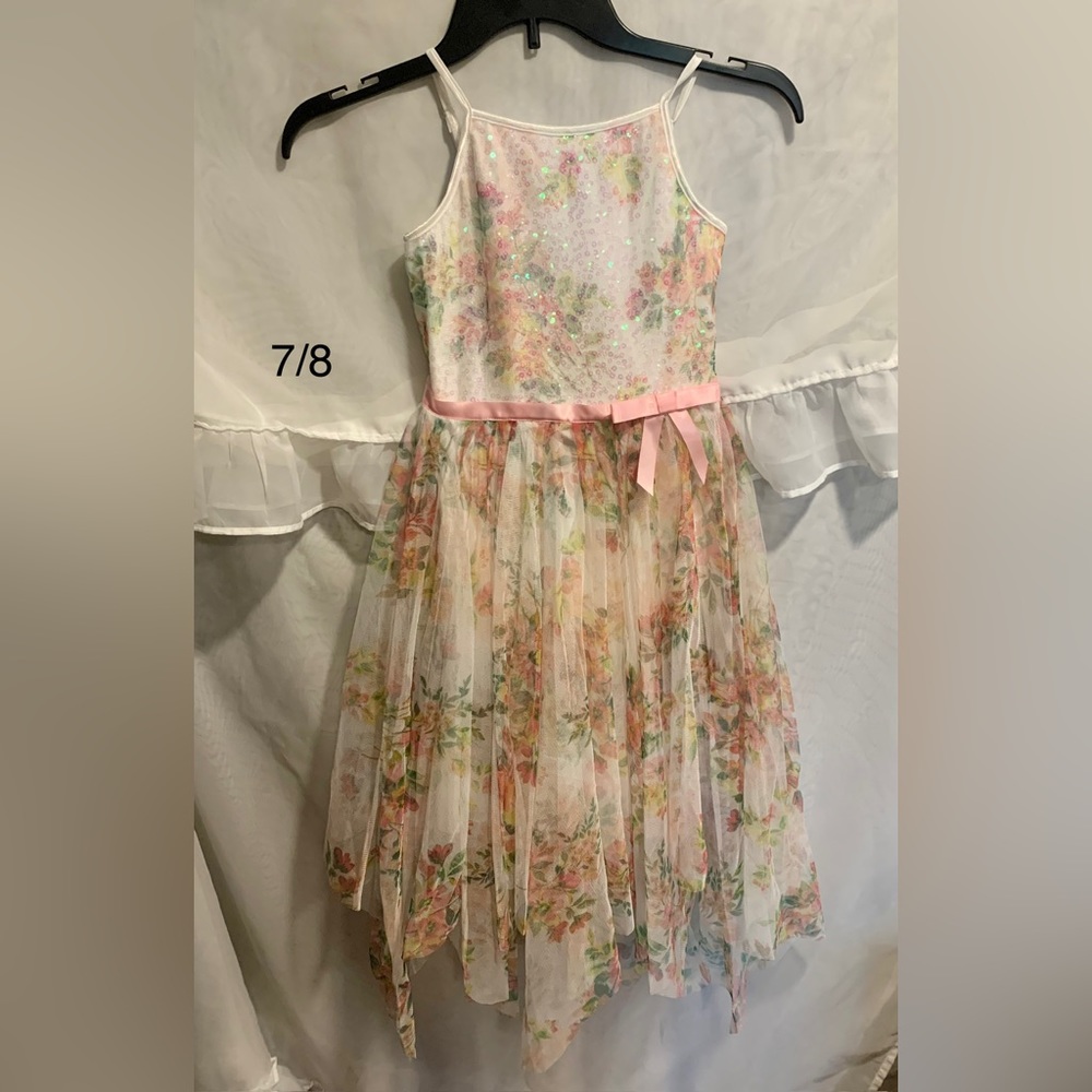 Girls dress